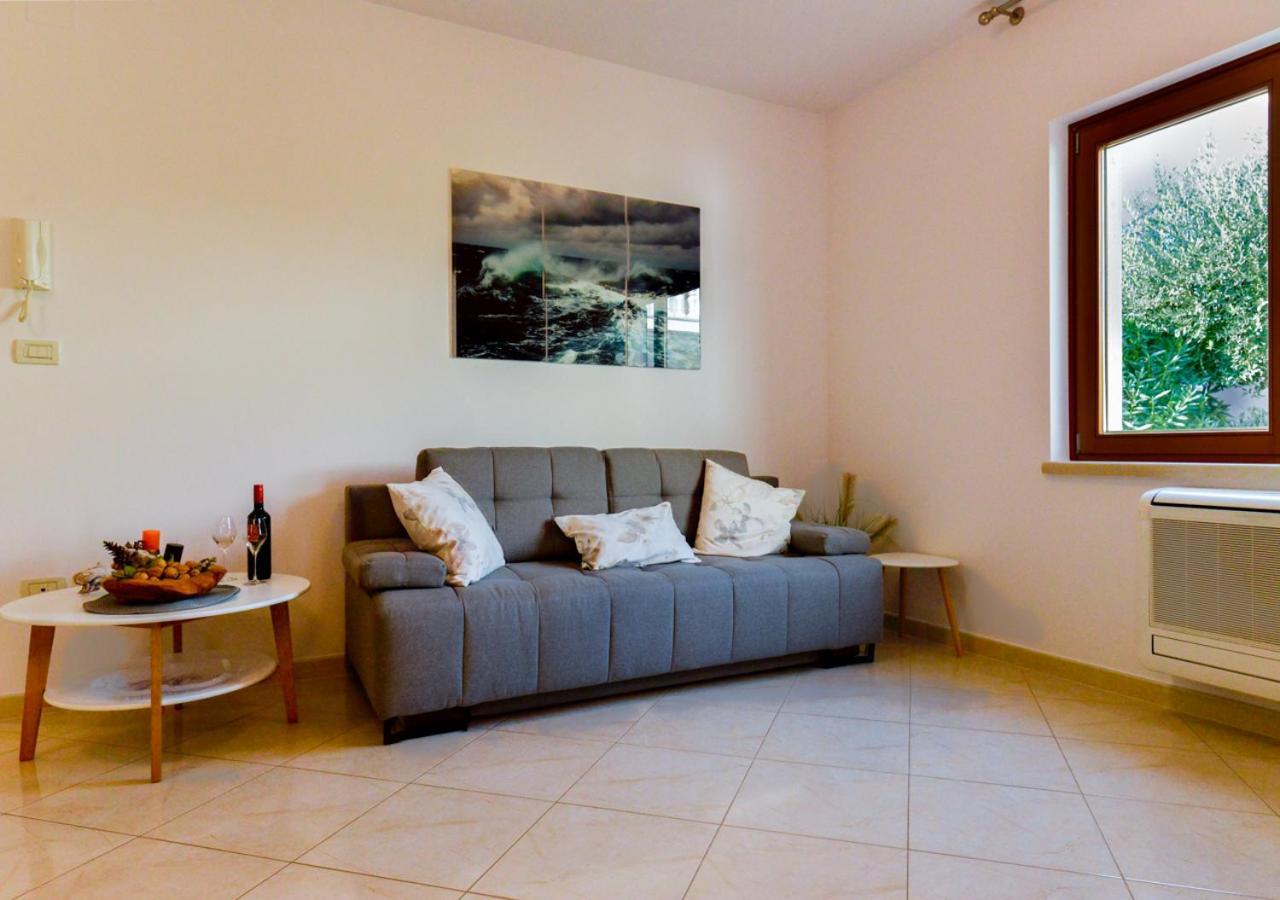 Apartments Leona Ουμάγκ Εξωτερικό φωτογραφία