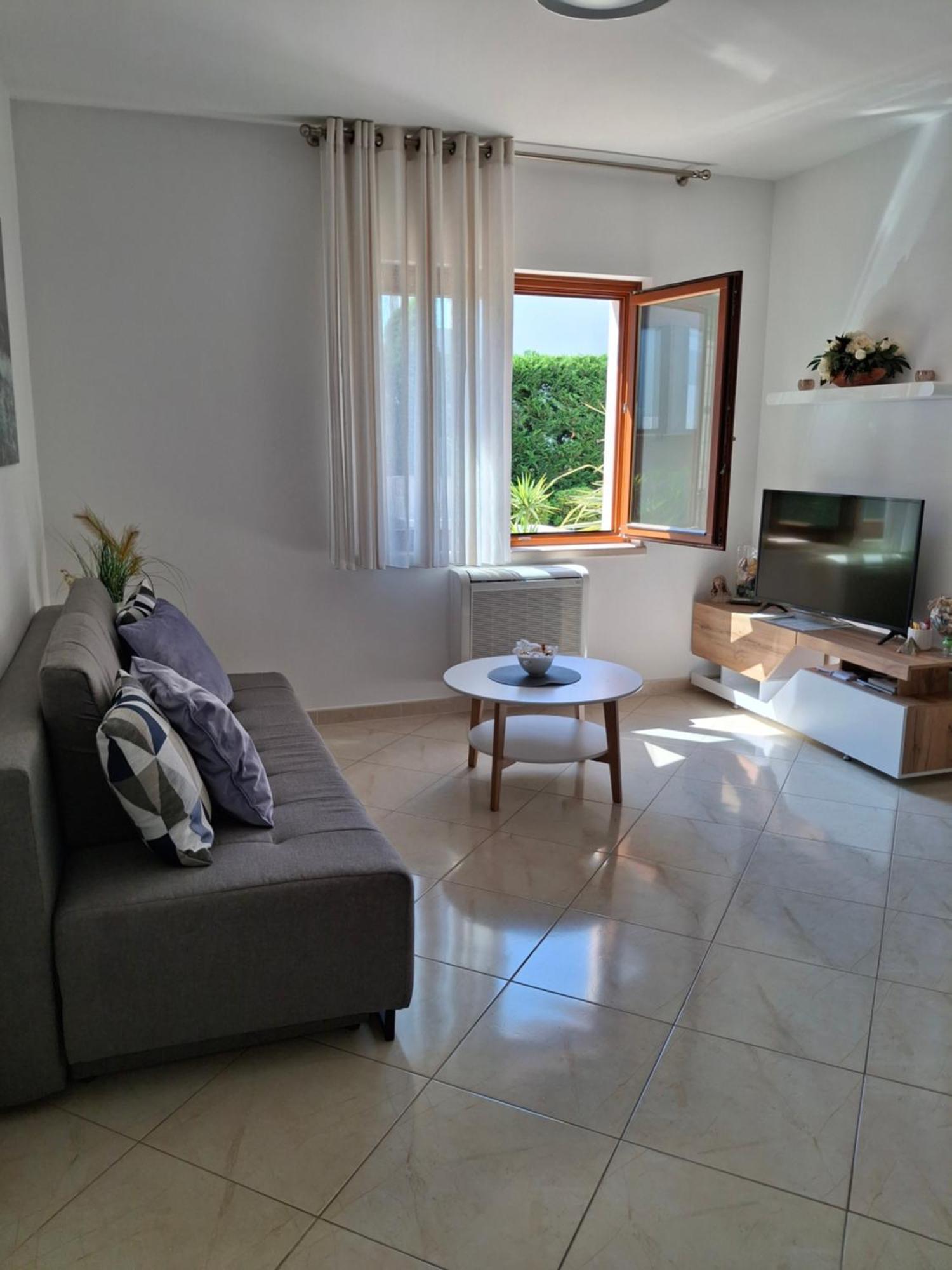 Apartments Leona Ουμάγκ Εξωτερικό φωτογραφία